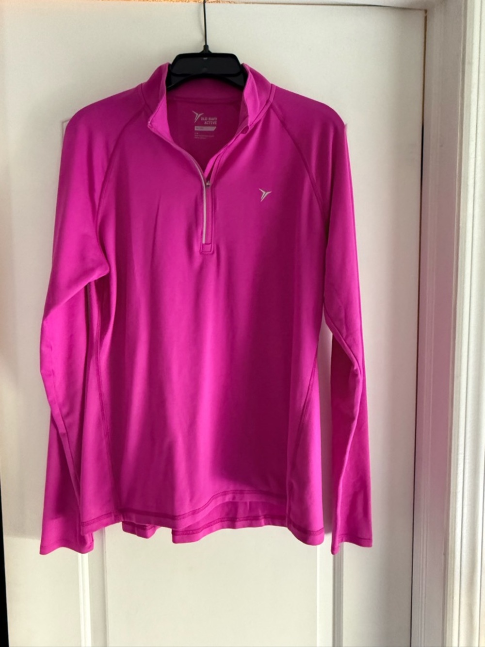 Old Navy Women's Fuchsia Quarter-Zip Active Pullover